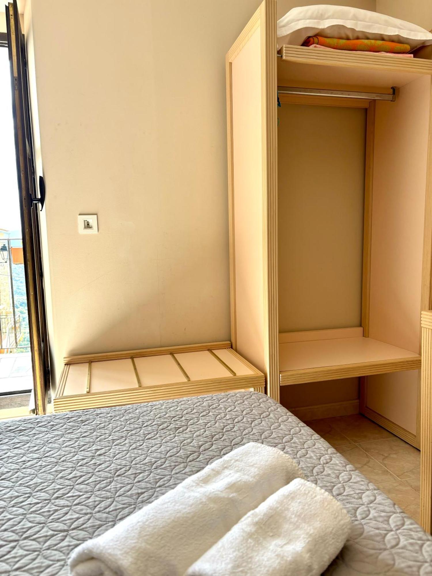 Hoetel U Santa Maria Olmeto  Habitación foto